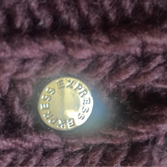 NEW Express Burgundy and Pink Pom-Pom Knit Beanie - Picture 3 of 4